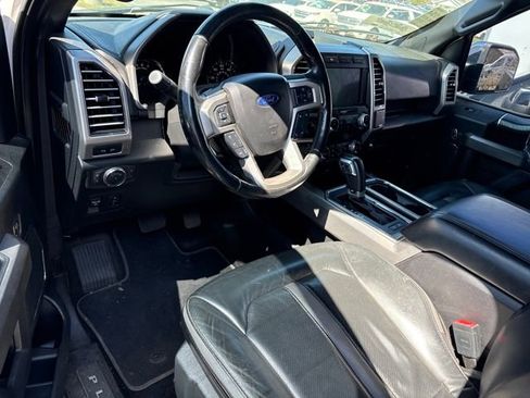 Used 2019 Ford F150 Platinum w/ Equipment Group 701A Luxury image 5