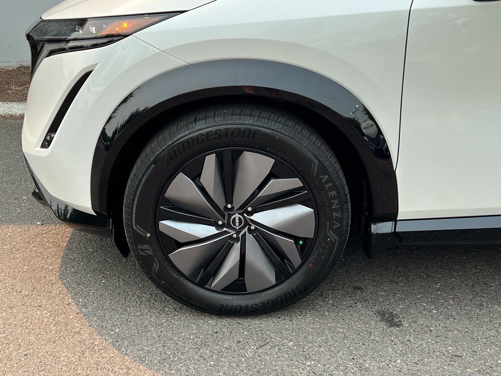 Certified 2023 Nissan Ariya FWD image 10