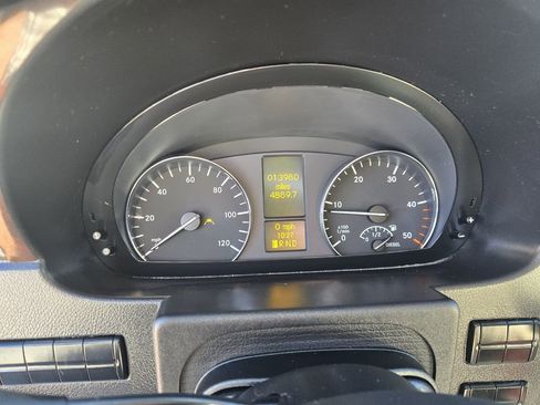 Used 2016 Mercedes-Benz Sprinter 3500 image 17