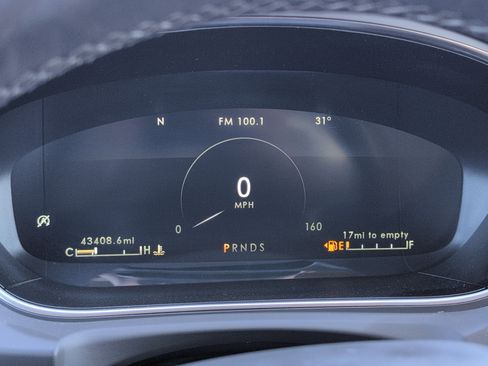 Used 2019 Lincoln Nautilus Reserve image 23