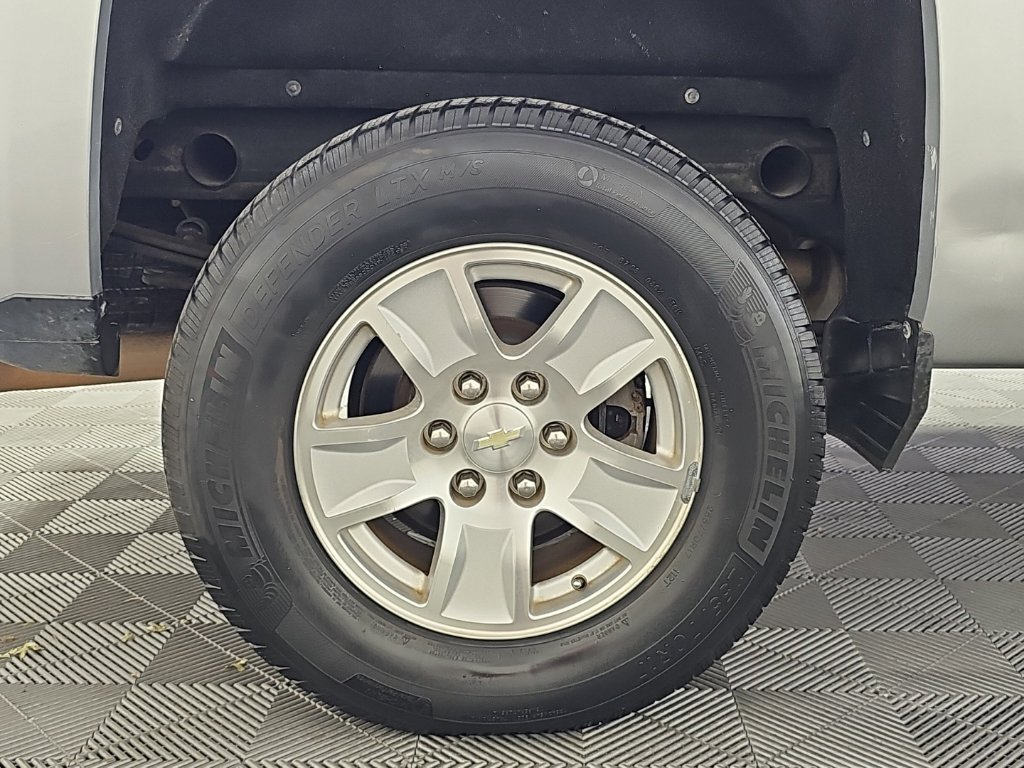Used 2019 Chevrolet Silverado 1500 LT RWD image 10