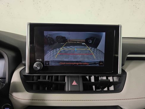 Used 2023 Toyota RAV4 XLE w/ Convenience Package image 15