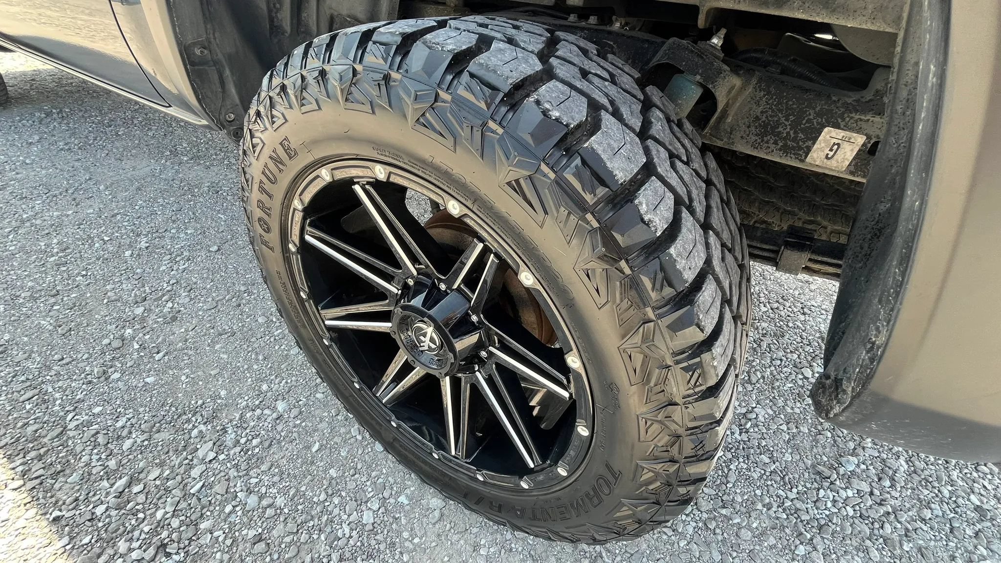 Used 2022 Toyota Tacoma TRD Off-Road AWD/4WD image 26