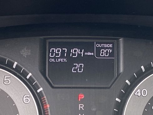 Used 2016 Honda Odyssey SE image 8