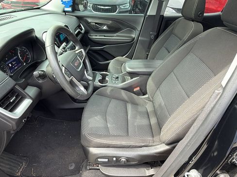 Used 2022 GMC Terrain SLE w/ Driver Convenience Package AWD/4WD image 16