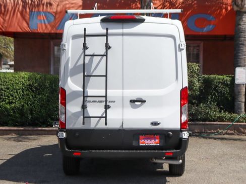 Used 2024 Ford Transit 250 148 Medium Roof RWD image 7