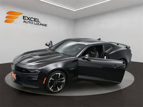 Used 2019 Chevrolet Camaro SS image 52
