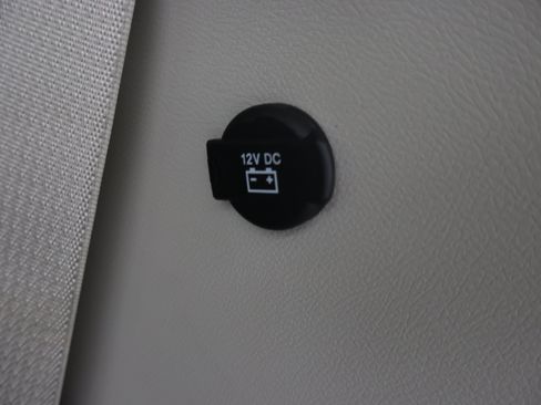 Used 2024 Chrysler Pacifica Touring-L FWD image 28