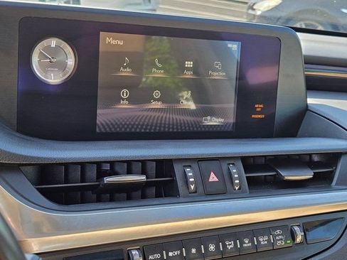 Used 2020 Lexus ES 350 w/ Premium Package FWD image 13