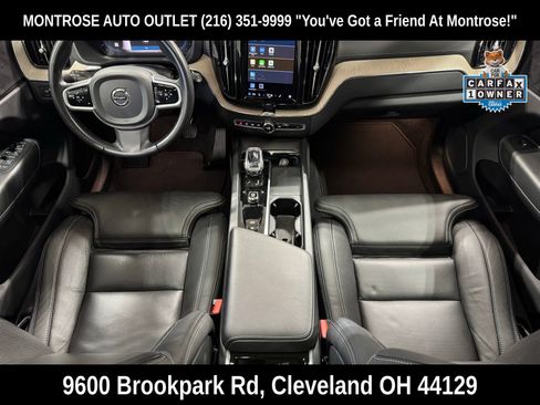 Certified 2022 Volvo XC60 B6 Inscription w/ Advanced Package image 2