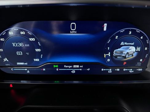 Certified 2024 Chevrolet Suburban Premier AWD/4WD image 18