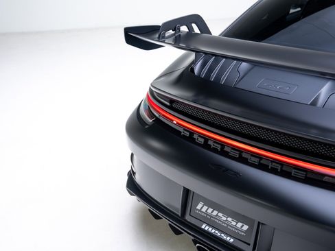 Used 2022 Porsche 911 GT3 image 27