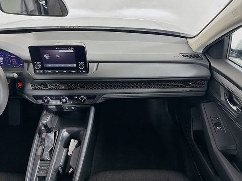 Certified 2023 Honda Accord LX image 18