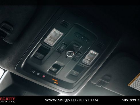Used 2024 Cadillac Escalade Sport Platinum AWD/4WD image 40