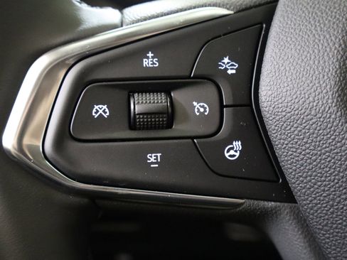 New 2026 Chevrolet TrailBlazer LT w/ LT Cold Weather Package FWD image 30
