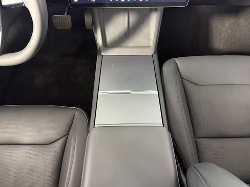 Used 2025 Tesla Model 3 Long Range AWD/4WD image 15