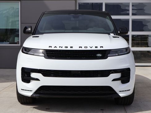 New 2026 Land Rover Range Rover Sport Dynamic SE image 2