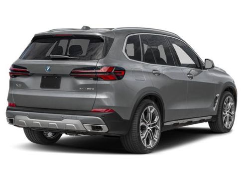 New 2026 BMW X5 xDrive50e w/ M Sport Package AWD/4WD image 2