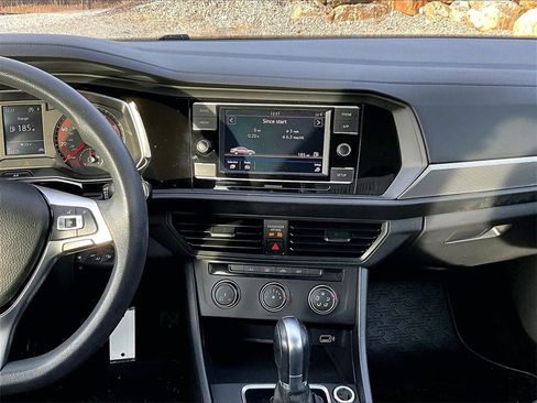 Used 2019 Volkswagen Jetta S w/ Driver Assistance Package image 28