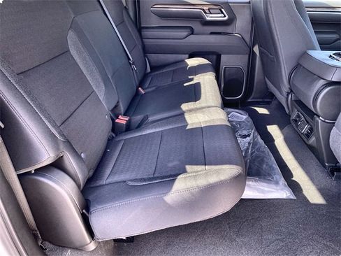 New 2026 Chevrolet Silverado 1500 LT image 32