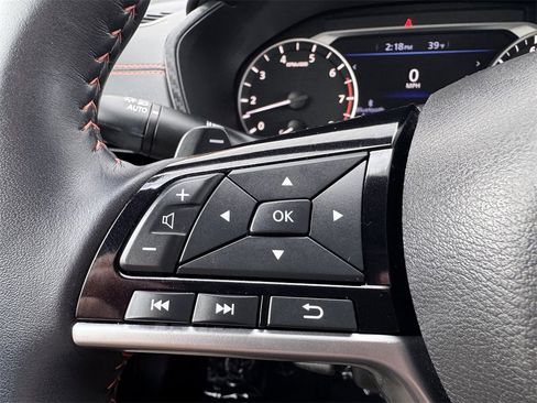 Used 2020 Nissan Altima 2.5 SR w/ Premium Package image 16