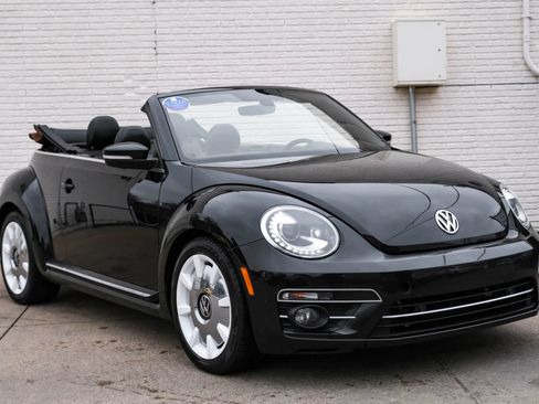 Used 2019 Volkswagen Beetle 2.0T Final Edition SEL image 5