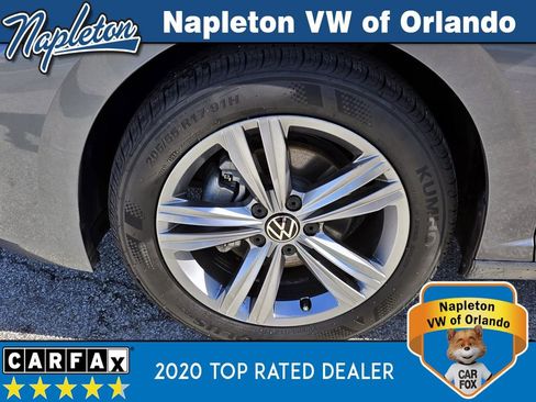 Used 2024 Volkswagen Jetta SE image 12