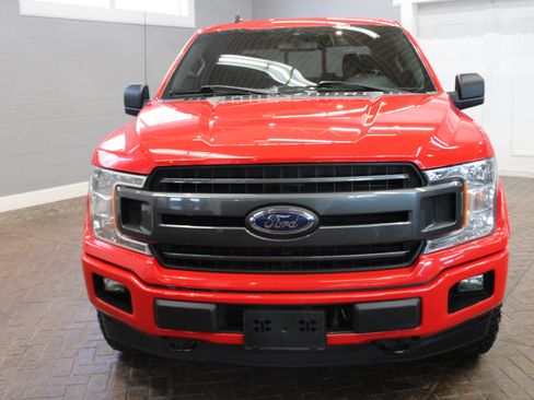 Used 2019 Ford F150 XLT w/ Equipment Group 302A Luxury image 6