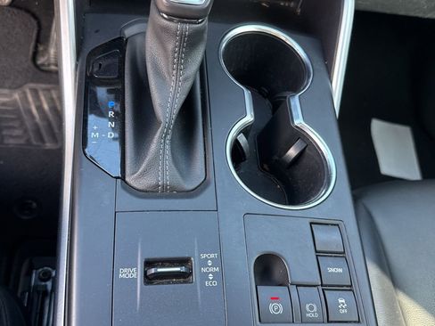 Used 2023 Toyota Highlander XSE image 20