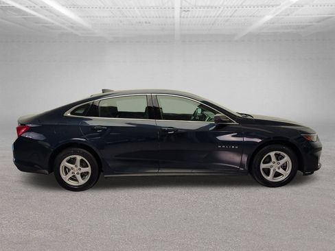 Used 2018 Chevrolet Malibu LS FWD image 8