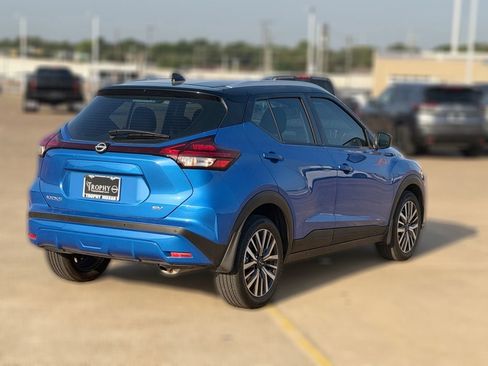 Certified 2024 Nissan Kicks SV FWD image 7
