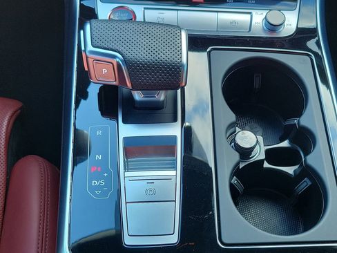 Used 2025 Audi SQ8 Premium Plus w/ 23" Wheel Package image 19