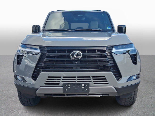 Used 2026 Lexus GX 550 AWD/4WD image 2