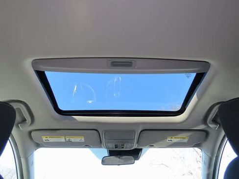 Certified 2022 Honda CR-V EX image 23