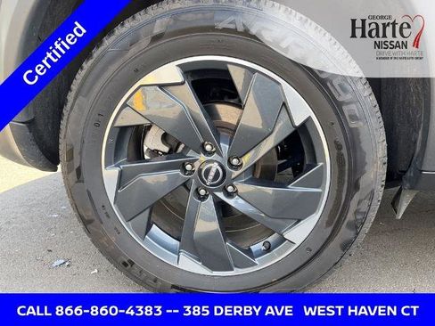 Certified 2025 Nissan Rogue SV AWD/4WD image 11