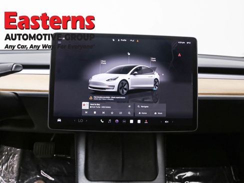 Used 2023 Tesla Model 3 Standard Range image 12