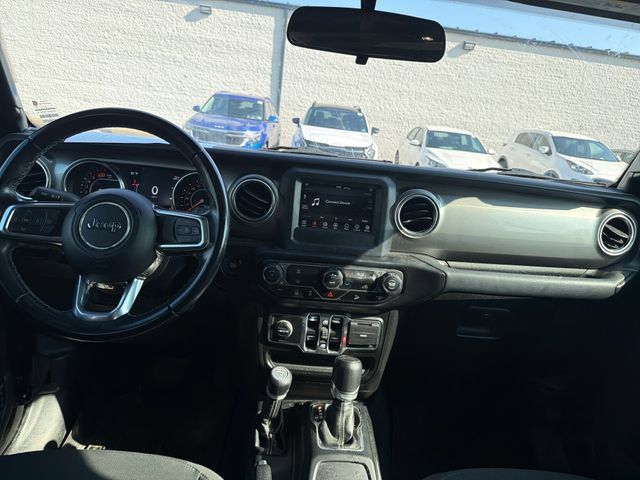 Used 2020 Jeep Wrangler Unlimited Sahara AWD/4WD image 13
