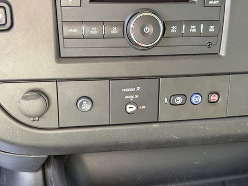 Used 2021 Chevrolet Express 2500 w/ Communications Package image 22