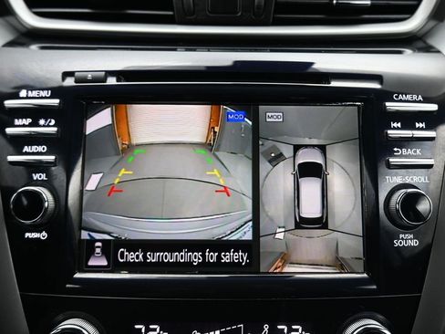 Used 2022 Nissan Murano SL w/ Cargo Package image 21