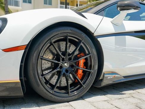 Used 2019 McLaren 600LT RWD image 43