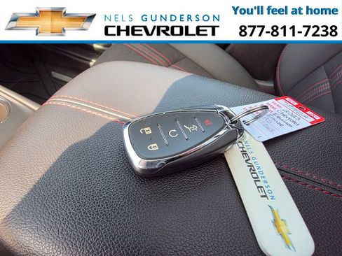 Used 2023 Chevrolet Equinox RS AWD/4WD image 30