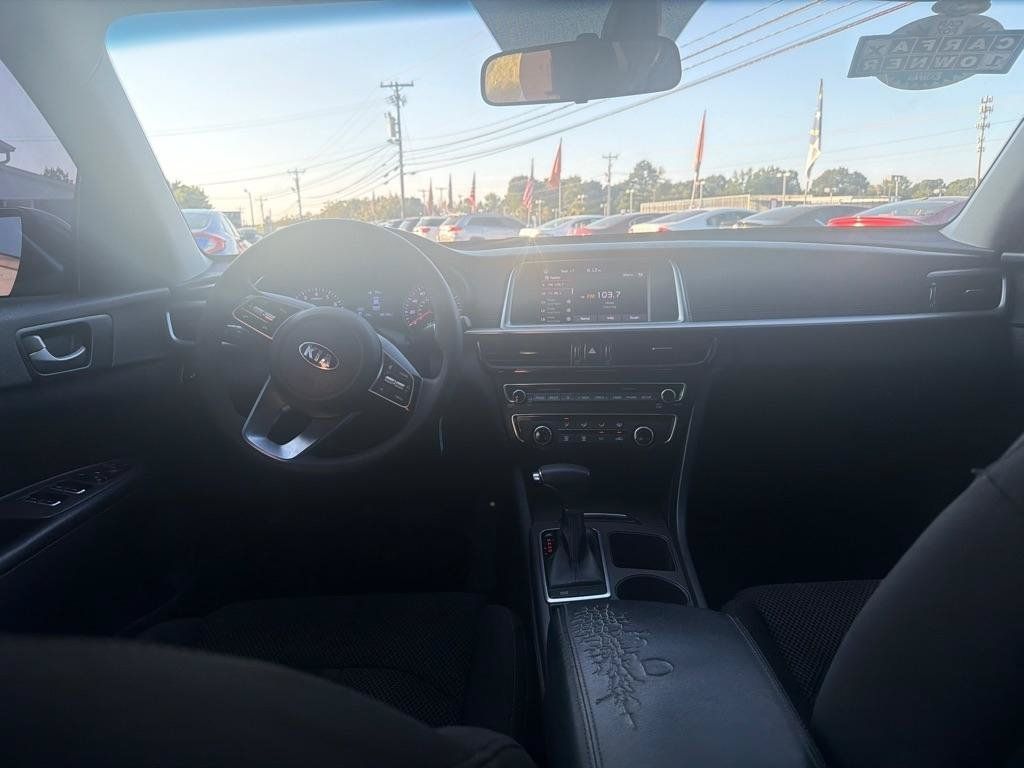 Used 2020 Kia Optima LX FWD image 15