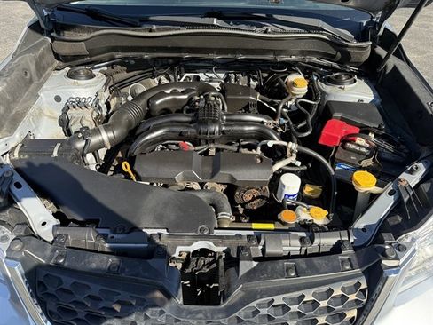 Used 2016 Subaru Forester 2.5i AWD/4WD image 7