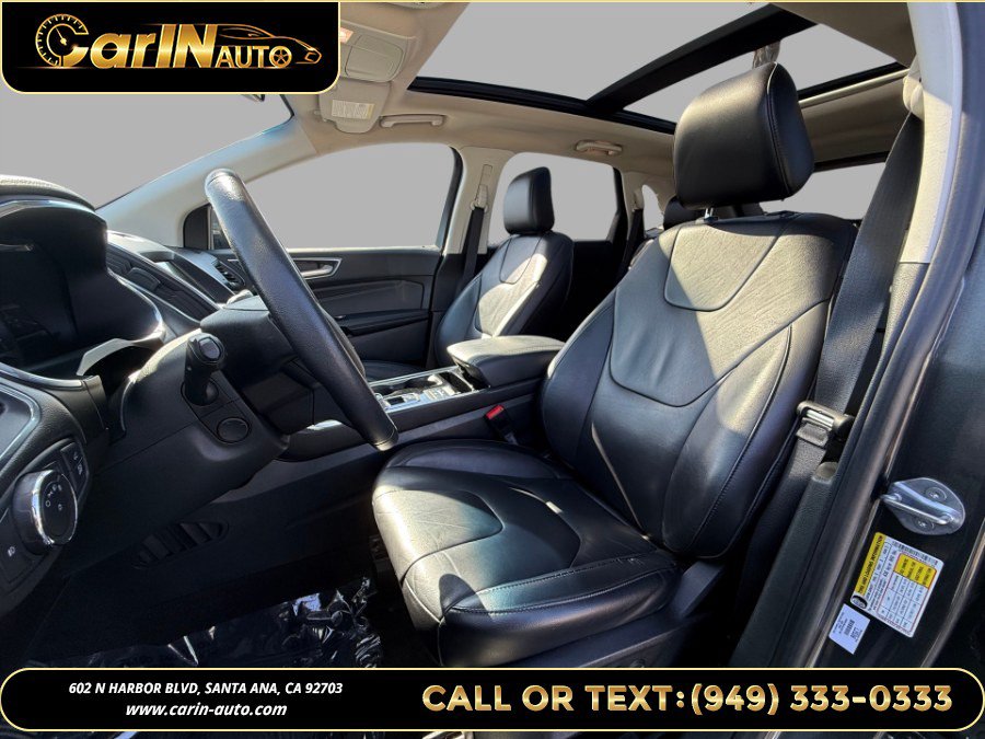 Used 2020 Ford Edge Titanium FWD image 11