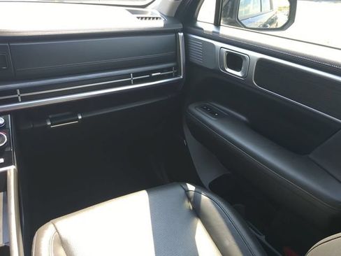 Certified 2025 Hyundai Santa Fe Limited FWD image 16