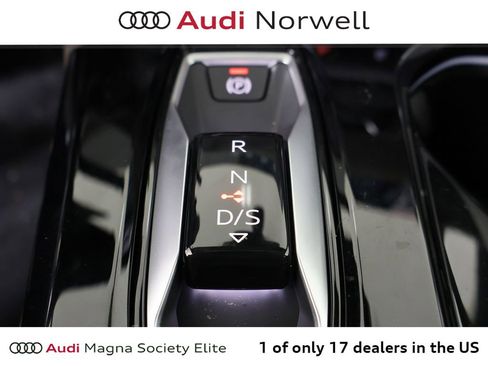 New 2026 Audi Q5 Premium image 3