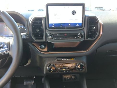 Used 2023 Ford Bronco Sport Outer Banks w/ Tech Package image 9