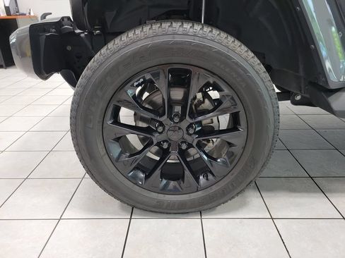 Used 2021 Jeep Gladiator Overland AWD/4WD image 50