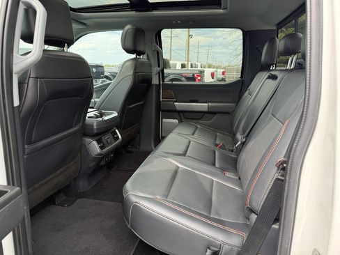 Used 2021 Ford F150 Lariat w/ Equipment Group 502A High image 10