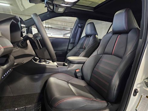 Used 2025 Toyota RAV4 XSE w/ Premium Package AWD/4WD image 28